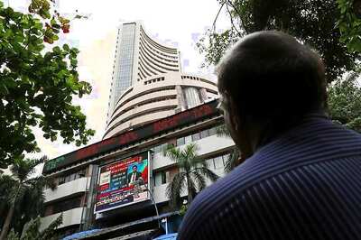 Sensex Rises 224 Points on Fund Inflows, Positive Asian Cues