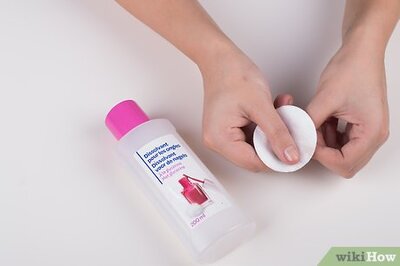 How to Paint Small Nails to Look Larger