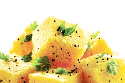 Gujarati New Year 2021: 10 Food Items You Must Have in Traditional Thali