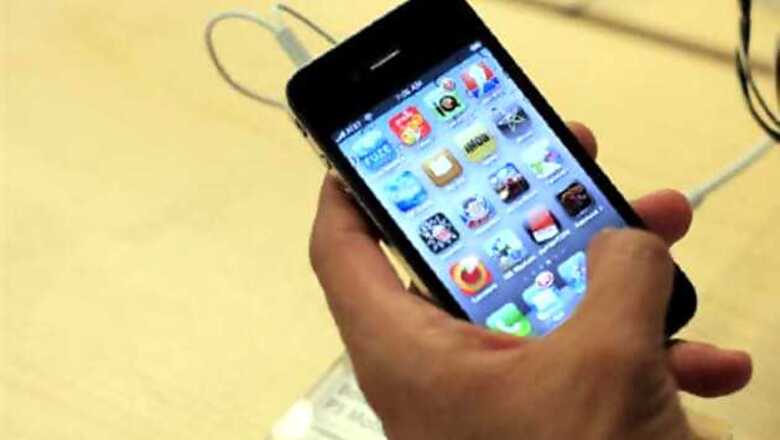 Qantas Airways drops Blackberrys for iPhones