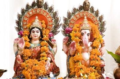Diwali 2021: Lakshmi Puja, Shubh Muhurat, Puja Vidhi and Significance