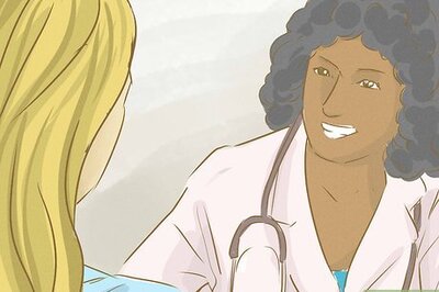 How to Breastfeed While Pregnant