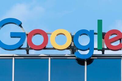 6 In 10 People See False Or Misleading Information Daily Or Weekly: Survey