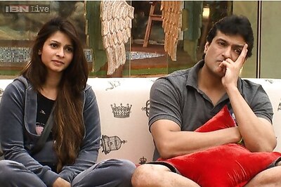 Bigg Boss 7: Channel rubbishes reports of Tanishaa-Armaan caught nude on camera