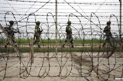 Pak violates ceasefire again, targets Indian posts