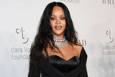 Rihanna's Makeup Artist Priscilla Ono Reveals How The Star Sets Her Eyebrows. Find Out