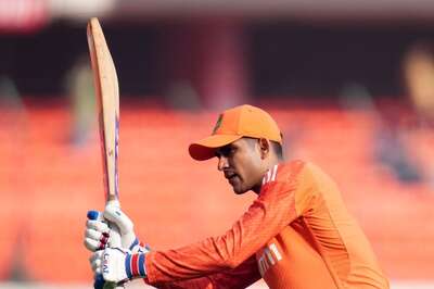 2nd Test: Another Injury Scare for India as Shubman Gill Hurts Finger, Won't Take Field on Day 4