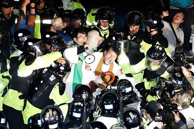 South Korea Deploys Anti-missile System as US Seeks Tough North Korea Sanctions