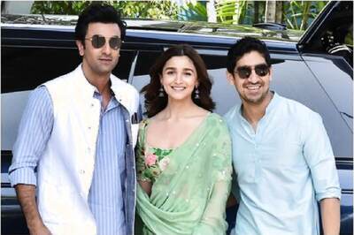 Alia Bhatt, Ranbir Kapoor Dub for Ayan Mukerji's Brahmastra, Amitabh Bachchan to be Part of Final Shoot Schedule