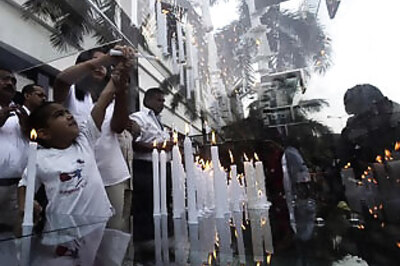 Mumbai bustles but also remembers 26/11 victims