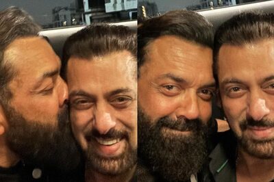 Salman Khan Blushes as Bobby Deol Gives Him a Kiss on His Birthday, Photo Goes Viral