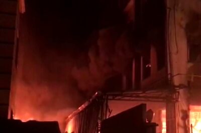 Fire Breaks Out at Delhi Factory; None Injured