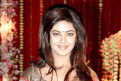 Snapshot: Doesn't Meera Chopra remind you of cousin Priyanka Chopra?
