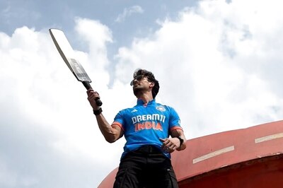 Tiger Shroff Shows Supports Team India With Signature Dance Moves