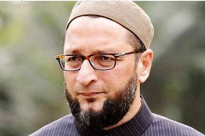 'According to Shah, Only Muslims Need to Fear NRC': Owaisi Urges Home Minister to Read Constitution