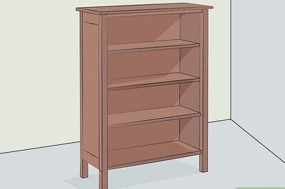 How to Turn a Bookshelf Into a Vertical Garden