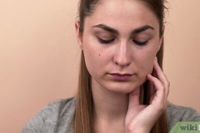 How to Apply Eye Makeup on Fair Skin