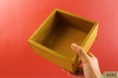 How to Stretch a Plastic Headband