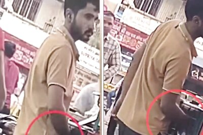 Thane Juice Vendor Held For Urinating In Bag Kept On Cart, Selling Fruits Without Washing Hands