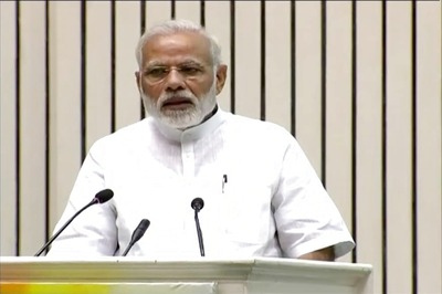 Swachh Bharat Abhiyan LIVE: Swachh Bharat LIVE: Criticise Me, But Don't Politicise Issue of Cleanliness, Says PM Narendra Modi