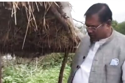 'Rs 15? Too Expensive': Union Min Kulaste Reacts on Corn Price; Gets Roasted for Bargaining | WATCH