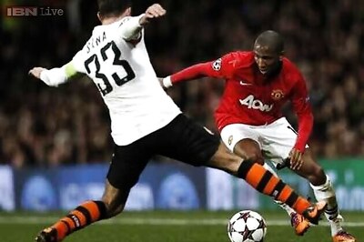 Manchester United's Young aware of diving reputation