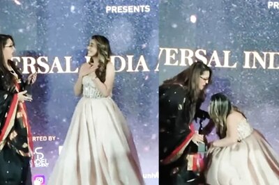 Bhojpuri Actress Akshara Singh Receives Best Singing Sensation Award