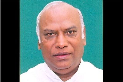 Kharge's remark on K'taka CM raises eyebrows