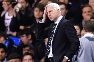 Newcastle United suffer keeper crisis, consider emergency loan