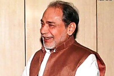 Mamatha banks on father Hegde's legacy to win