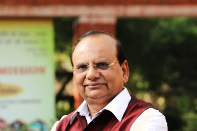 Delhi Govt Lied About Date of Rollout of 'Red Light On, Gaadi Off Campaign', Say LG Office Sources