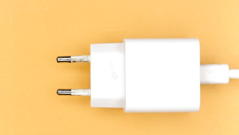Majority Of Indians Want Universal Charging Ports Across Devices: Report