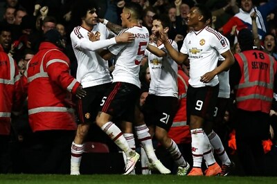 Fellaini's Strike Takes Manchester United to FA Cup Semifinals