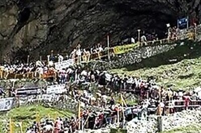 Pilgrims set out for Amarnath yet again