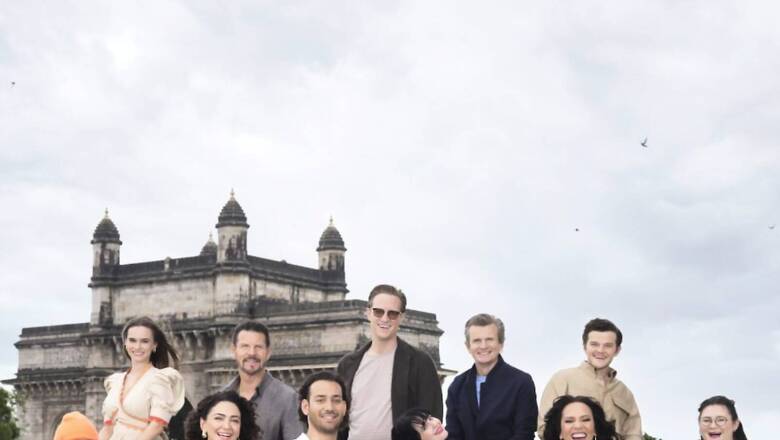 The Lord of The Rings Cast Meets Mumbai's Dabbawallas and Pose At The Iconic Gateway of India; Pics
