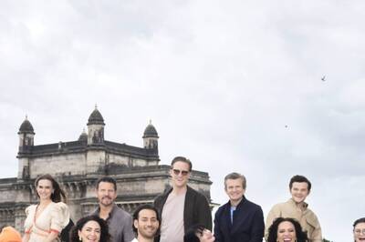 The Lord of The Rings Cast Meets Mumbai's Dabbawallas and Pose At The Iconic Gateway of India; Pics