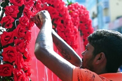 Bangalore Airport Witnesses 14 Percent Growth in Shipment of Roses this Valentine's Day