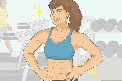 How to Talk to Your Gym Crush, Plus Signs They're Crushing on You