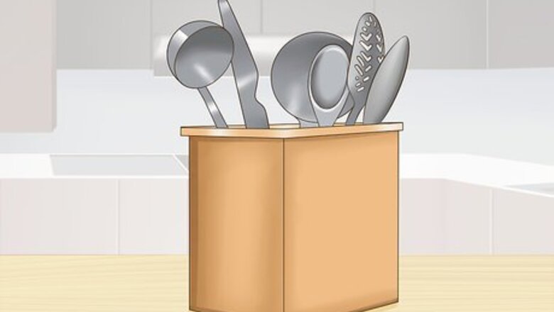 How to Maximize Space in a Small Kitchen