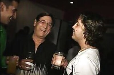 Mika files bail plea in Rakhi case