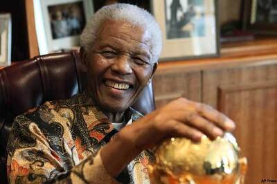 South Africa President cancels trip as Mandela's health deteriorates