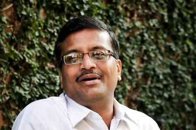 Khemka Orders Summons in Property Partition Case via WhatsApp