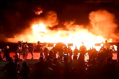 FIR registered against Wizcraft in connection with fire during 'Make in India' event in Mumbai