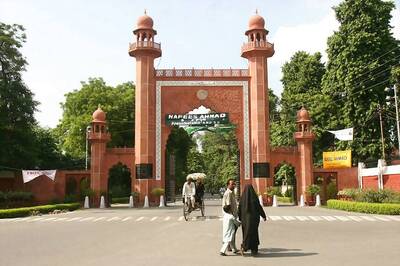 3 AMU Students Booked for Sedition Over Prayer Meet for Scholar-turned-Hizbul Commander