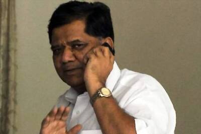 Karnataka governor says Shettar has majority for now