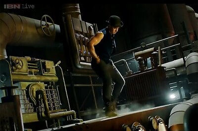 Dhoom 3: Watch Aamir Khan's fantastic tap dancing in new promo