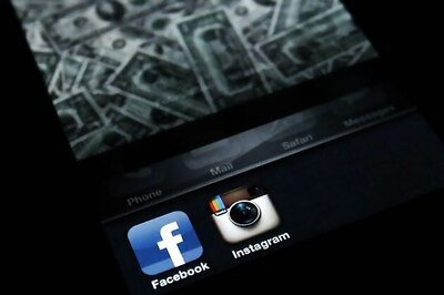 Facebook closes its purchase of Instagram