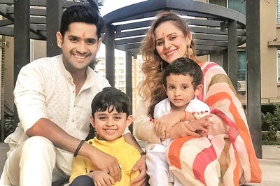 Sukh Mhanje Nakki Kay Asta's Mandar Jadhav Posts Adorable Photo With Sons