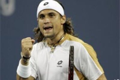 Ferrer knocks Nadal out, to meet Chela in quarters