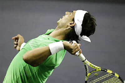 Paris Masters: Nadal edges past Robredo to reach S/F